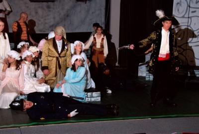 Pirate King frightens Police Chief