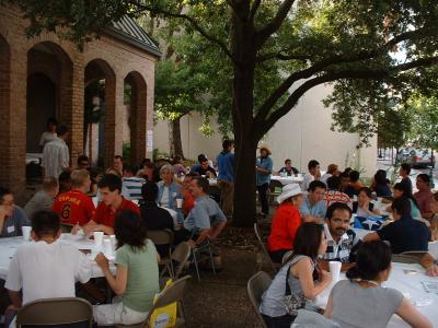 Students filled the BSM courtyard.  The Davis family hosts the table at center left